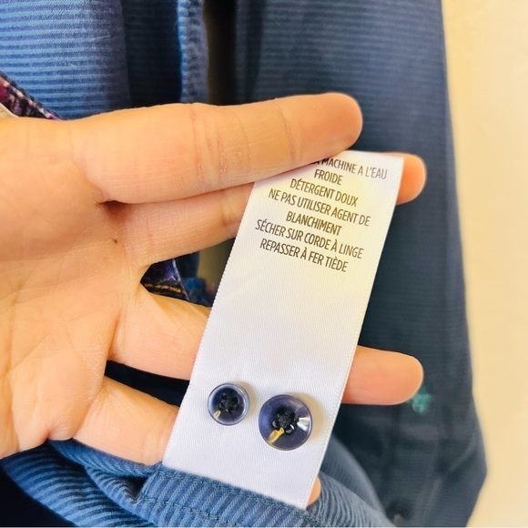 Robert Graham Blue Luxury Dress Shirt Small Classic Fit - Picture 11 of 11